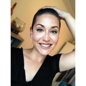 Meet your Posher, Caroline